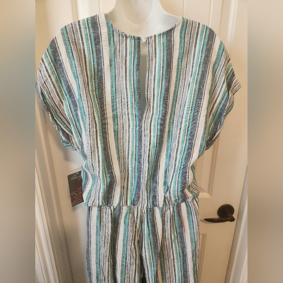 Beige by Eci Sun Linen Blend Romper | Size Small | NWT - Picture 4 of 11